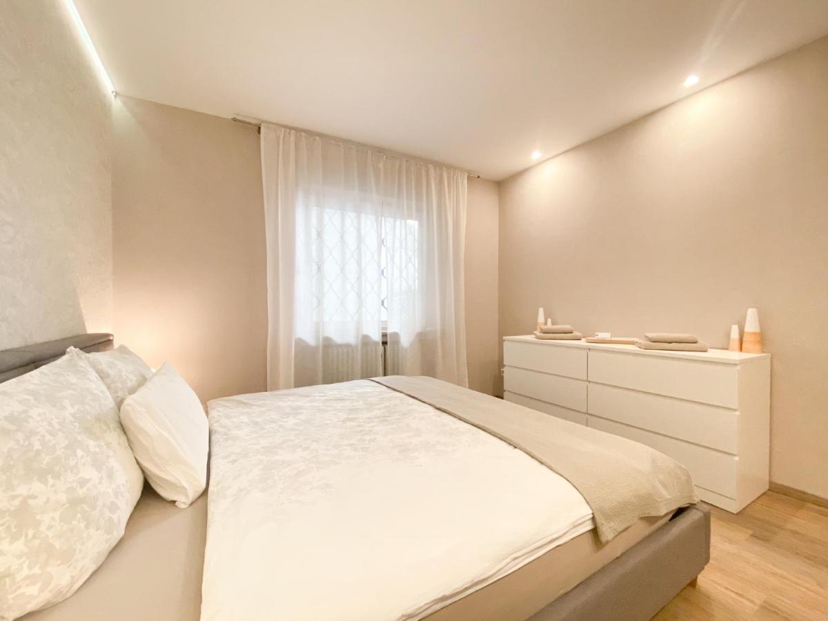 Modernes Apartment In Zentrumsnaehe Mit Eigenem Stellplatz Baden-Baden Dış mekan fotoğraf